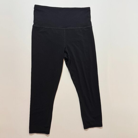 Athleta Women's ELATION ULTRA HIGH RISE CAPRI Size Small in Black - Picture 4 of 6